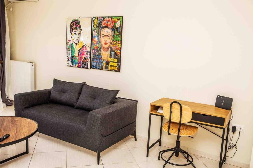 Lavrio Seaview 2Bdr Apt 4 Min Dive From The Sea Exterior photo