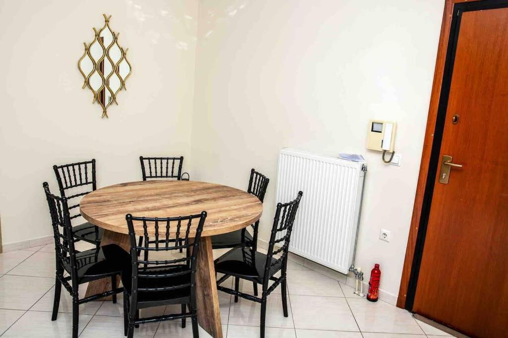 Lavrio Seaview 2Bdr Apt 4 Min Dive From The Sea Exterior photo